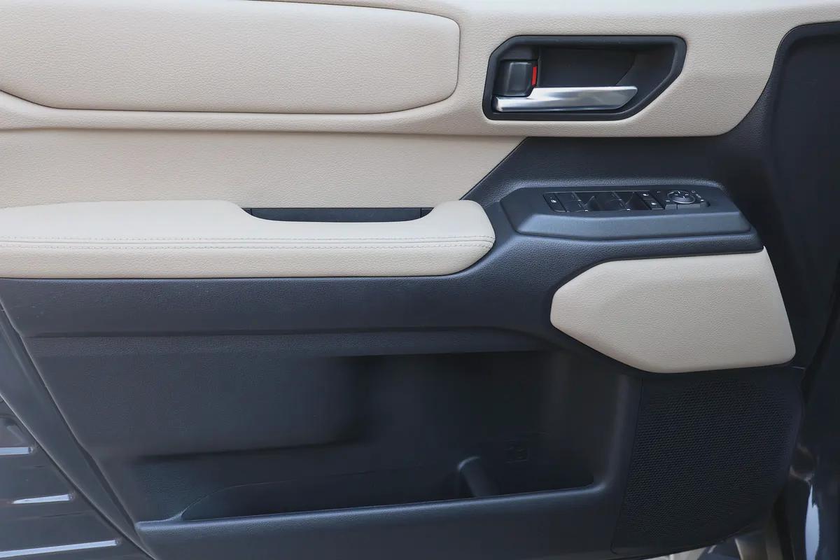 TOYOTA PRADO 2024-GXR-60000KM-GCC SPECS-UNDER WARRANTY SERVICE-9-9