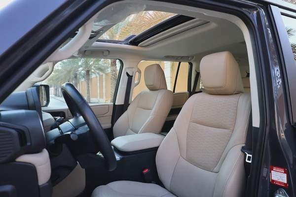 TOYOTA PRADO 2024-GXR-60000KM-GCC SPECS-UNDER WARRANTY SERVICE