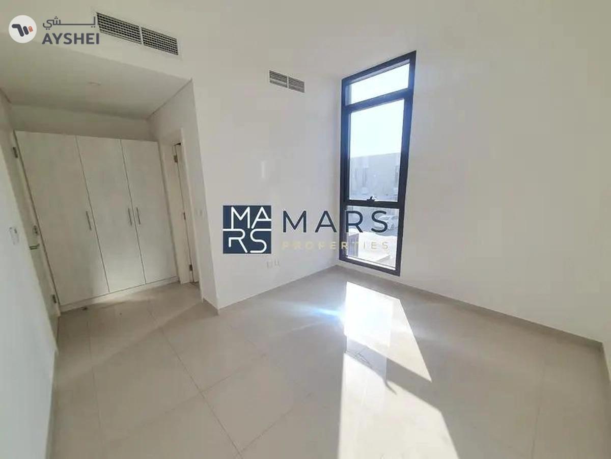 Spacious 2 bhk Townhouse with all facilities available for rent in Al Nasma Residence-9-9