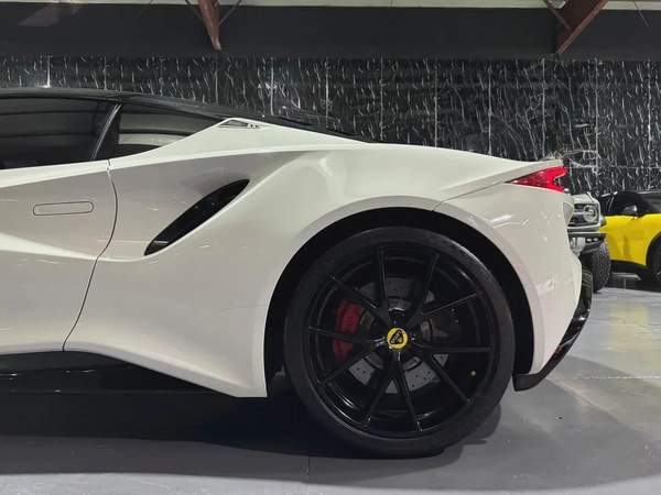 Lotus Emira 2024 GCC specs for 299,000.00 AED