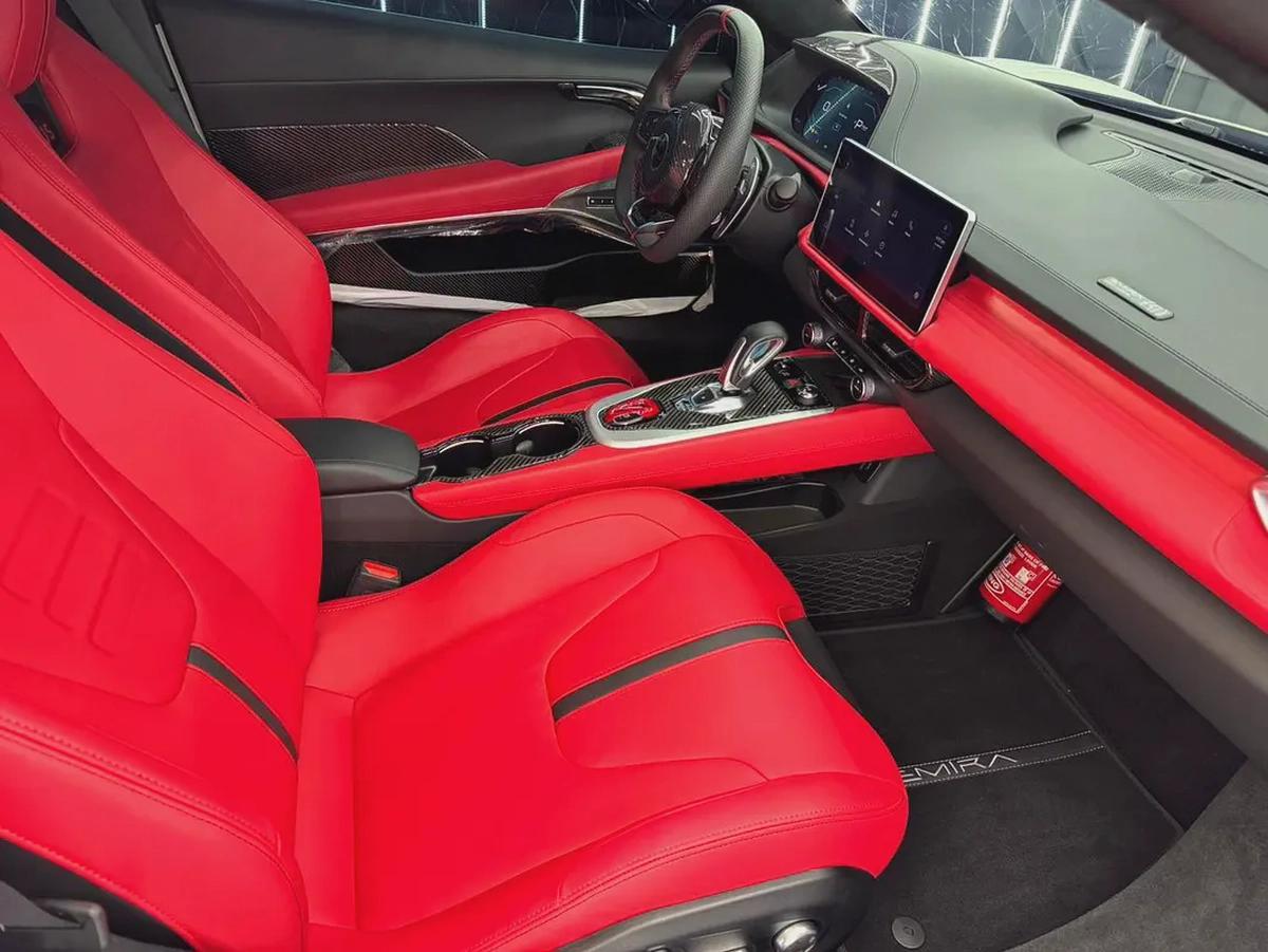 Lotus Emira 2024 GCC specs for 299,000.00 AED-12-12