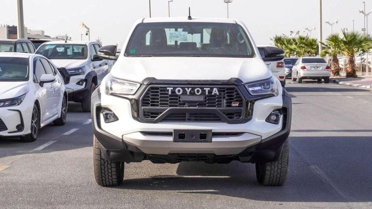 Toyota Hilux GR Sport 4.0L-1-1