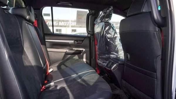 Toyota Hilux GR Sport 4.0L