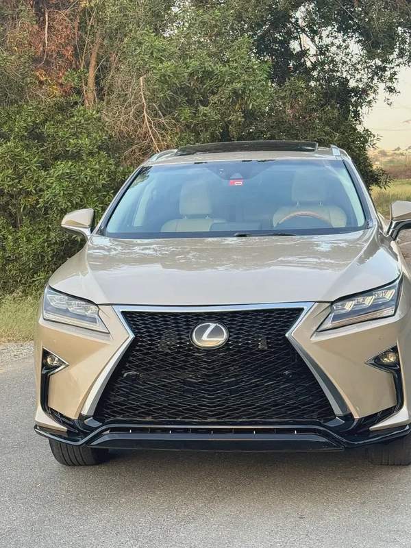 Lexus RX 350 Standard 2018 - Canadian Specs