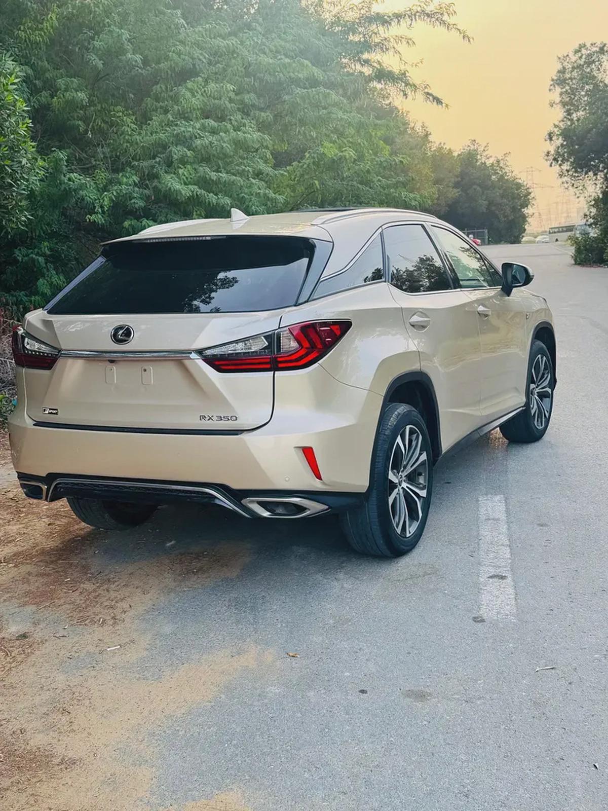 Lexus RX 350 Standard 2018 - Canadian Specs-10-10