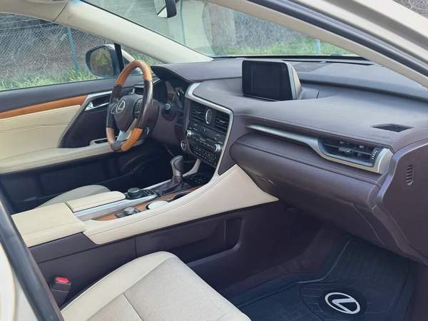 Lexus RX 350 Standard 2018 - Canadian Specs