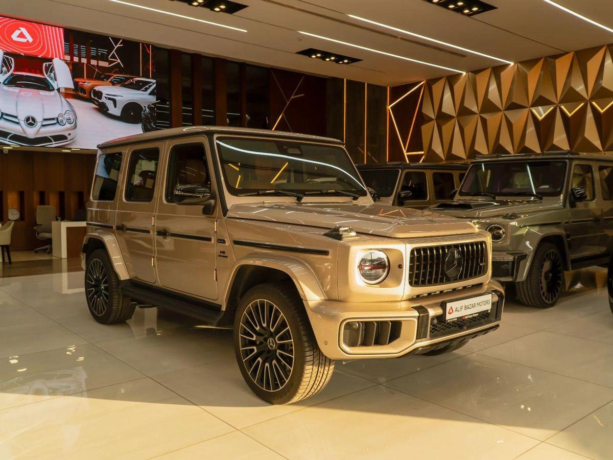 Mercedes-Benz G 63 AMG 4MATIC SUV Mercedes-AMG G63 | Golden Color | Luxury Performance SUV-2-2