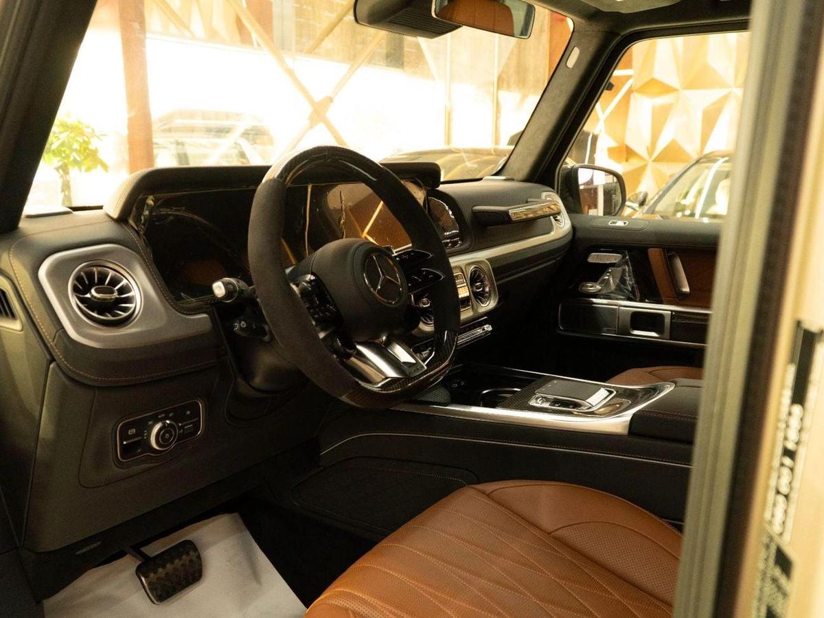 Mercedes-Benz G 63 AMG 4MATIC SUV Mercedes-AMG G63 | Golden Color | Luxury Performance SUV-9-9