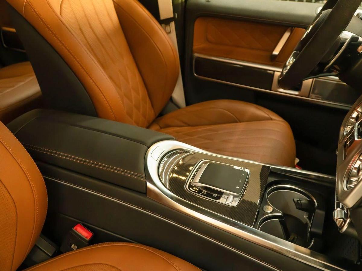 Mercedes-Benz G 63 AMG 4MATIC SUV Mercedes-AMG G63 | Golden Color | Luxury Performance SUV-13-13