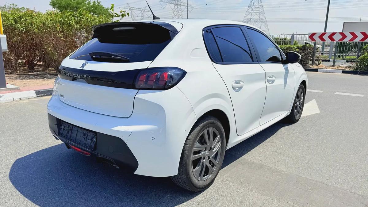 1 YR / 20,000KM WARRANTY | 1.2L TURBO ACTIVE | GCC | AED 500 PM-4-4