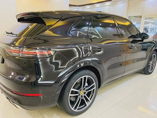 Porsche Cayenne Turbo Model 2018 V8 Gcc only 41000 k.M All services by Ali Sons agency under warr