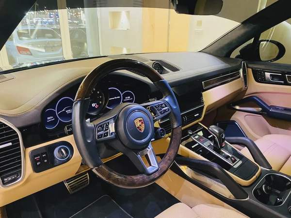 Porsche Cayenne Turbo Model 2018 V8 Gcc only 41000 k.M All services by Ali Sons agency under warr