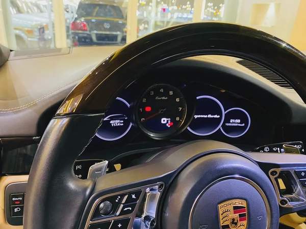 Porsche Cayenne Turbo Model 2018 V8 Gcc only 41000 k.M All services by Ali Sons agency under warr
