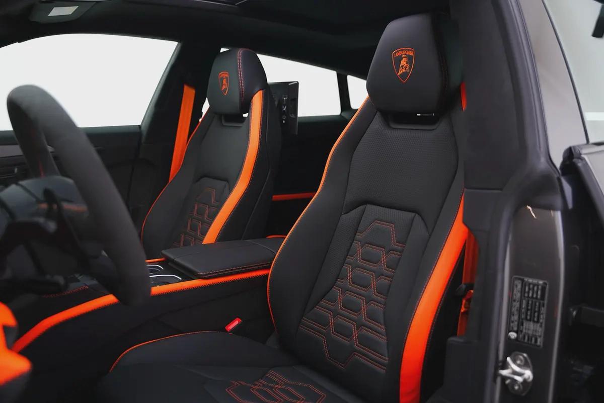 2025 LAMBORGHINI URUS SE-5-5