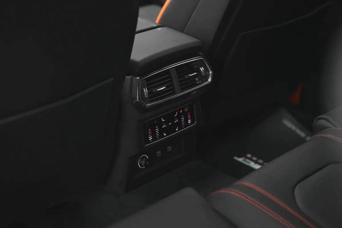 2025 LAMBORGHINI URUS SE-14-14