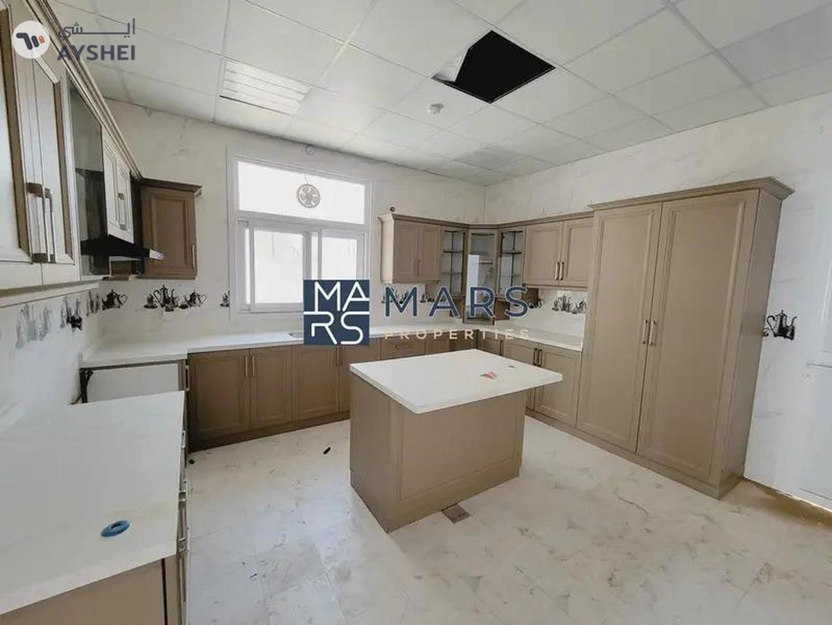 Spacious, Luxury 4 Bedroom Villa, Available For Rent in Hoshi, Sharjah.-7-7