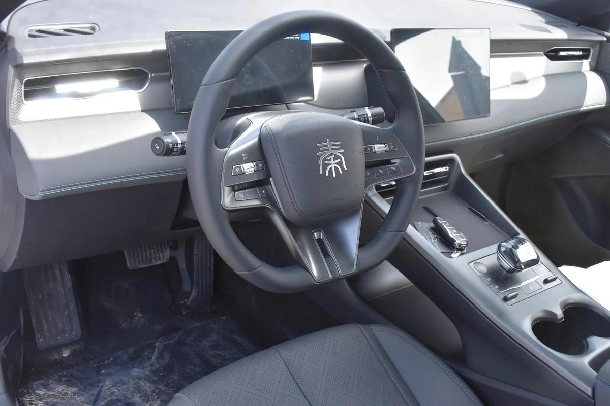BYD QIN PLUS 2025 | WHITE-4-4