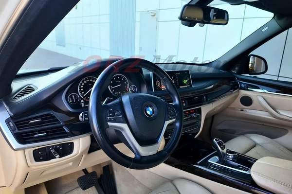 2014 BMW X5 XDrive50i (7 Seater / 2 keys available)
