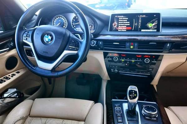 2014 BMW X5 XDrive50i (7 Seater / 2 keys available)