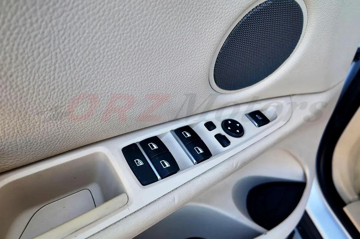 2014 BMW X5 XDrive50i (7 Seater / 2 keys available)-5-5