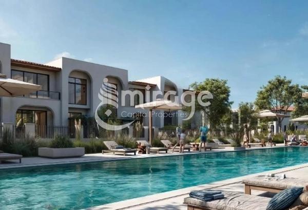 Luxury 4BR Townhouse | Elegant Amenities