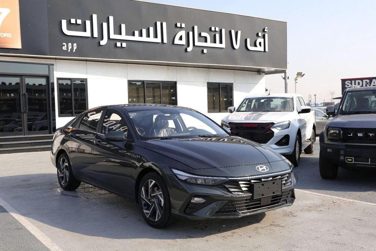 Hyundai Elantra-0-0