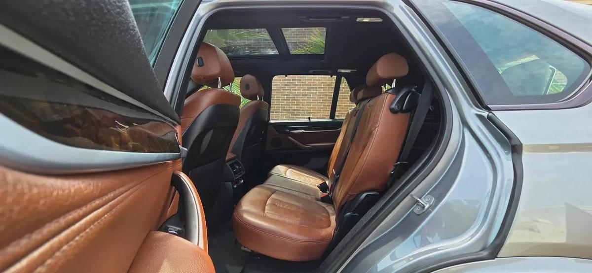 2016-BMW X5 xDrive35i With M Package-Excellent Condition-Bank Finance Available-10-10