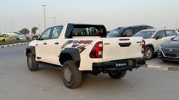 Toyota Hilux GR Sport 4.0L - Toyota Hilux - 2025 – 4.0L V6 4x4 (GCC)