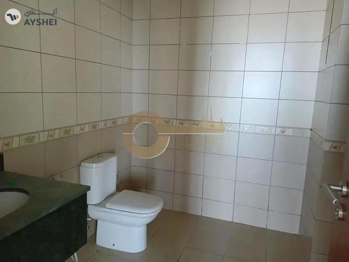 Spacious | 2 BR Apartment | in Skycourts Tower F-7-7