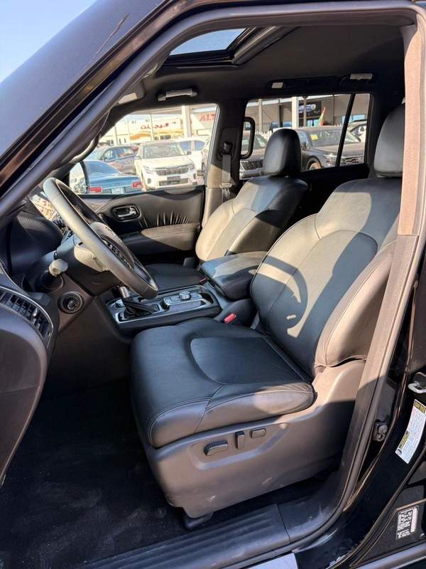 Nissan Armada SL Full Option ,Sunroof 4WD 2022 model