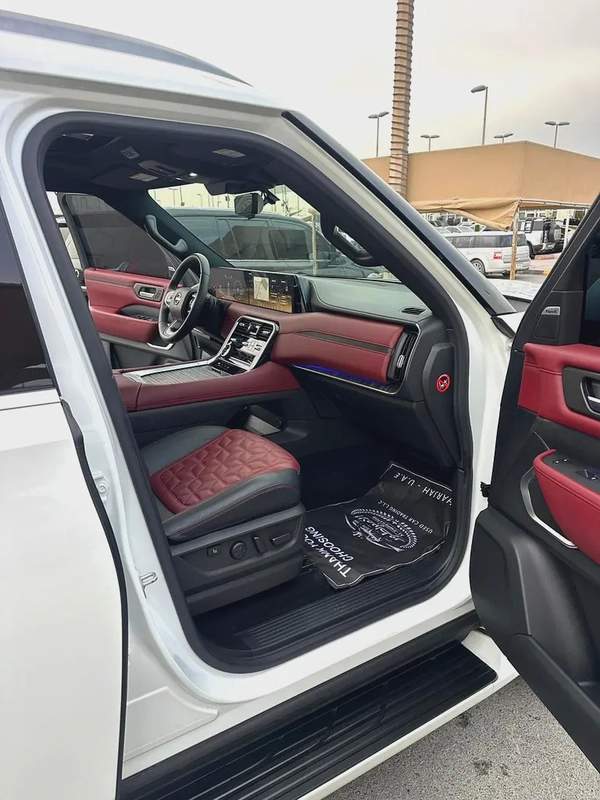2025 Nissan Patrol LE Platinum - GCC Specs - Brand New