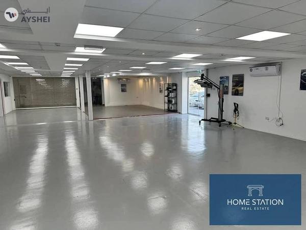 SHOWROOM WAREHOUSE IN Al Quoz, Dubai