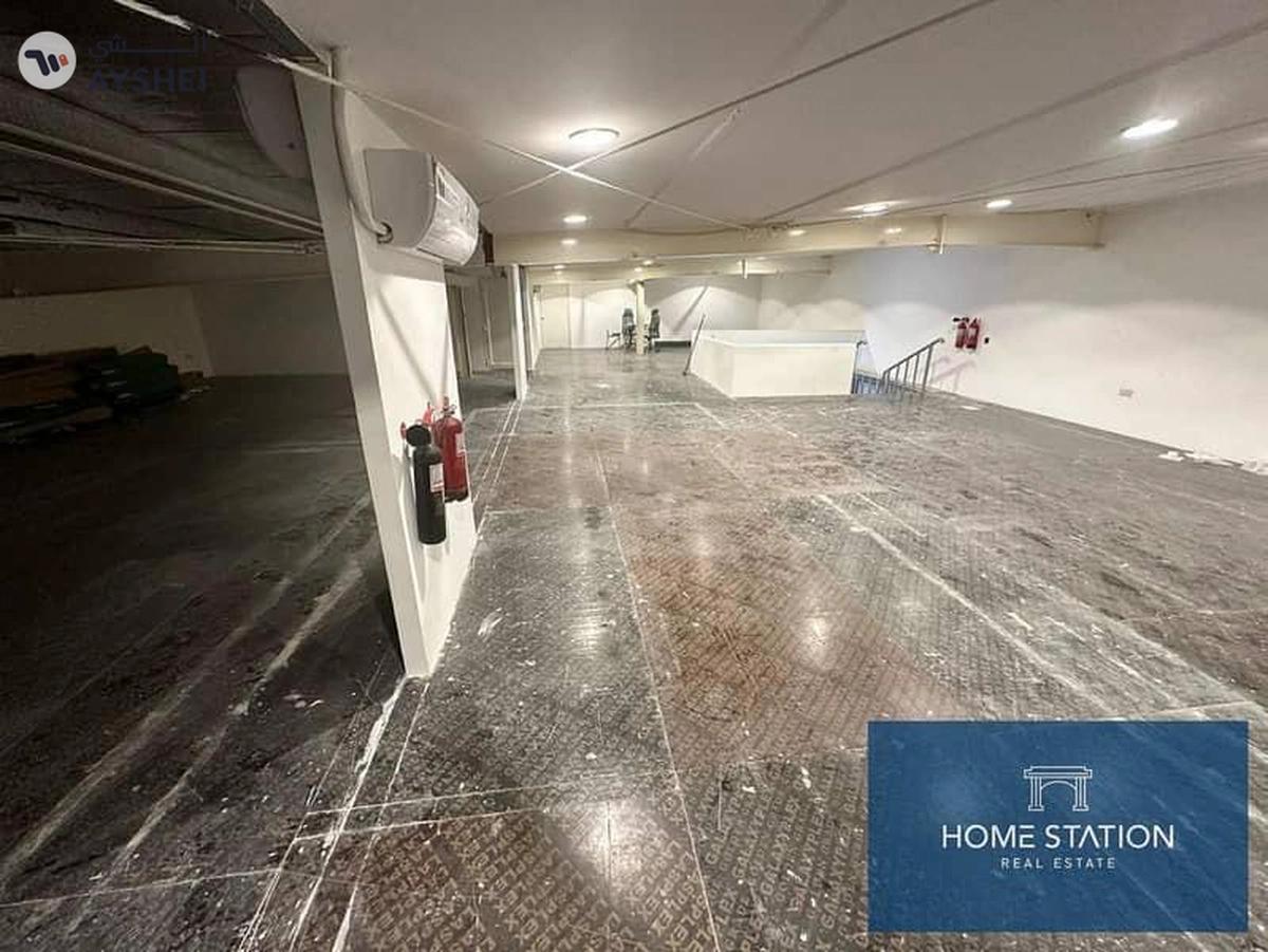 SHOWROOM WAREHOUSE IN Al Quoz, Dubai-8-8