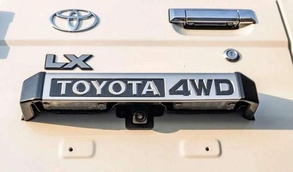 Toyota Land Cruiser 70 LX 2.8L LX 2.8L