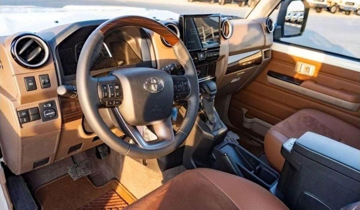 Toyota Land Cruiser 70 LX 2.8L LX 2.8L-10-10