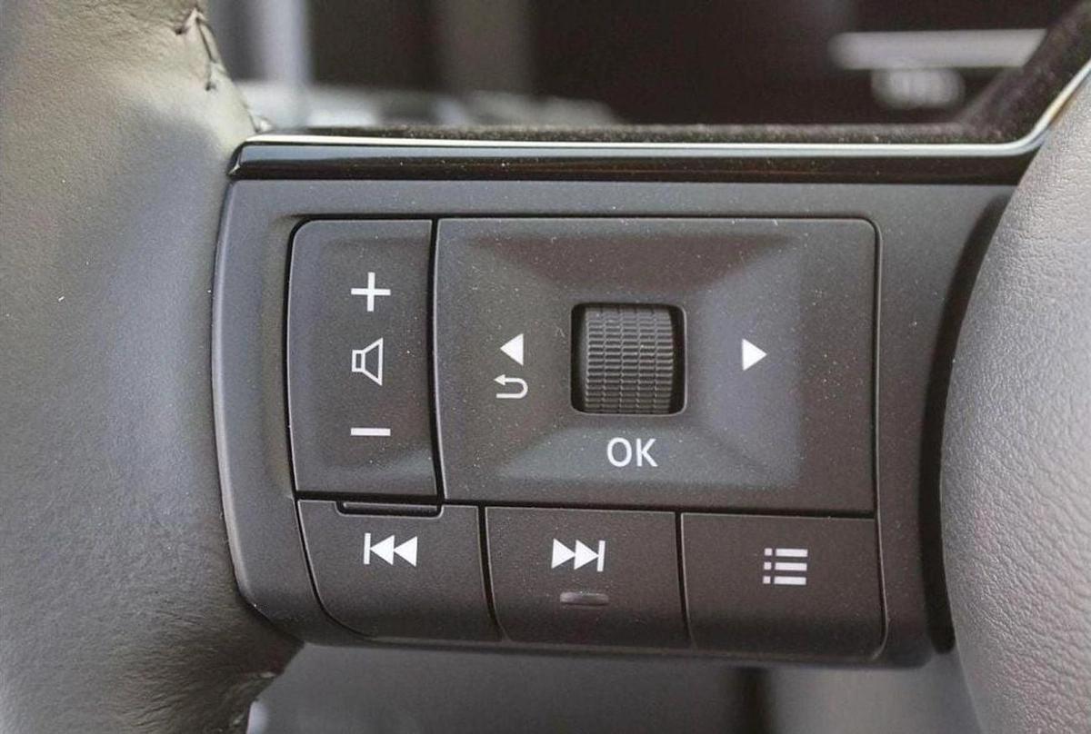 Toyota Land Cruiser 70 LX 2.8L LX 2.8L-11-11
