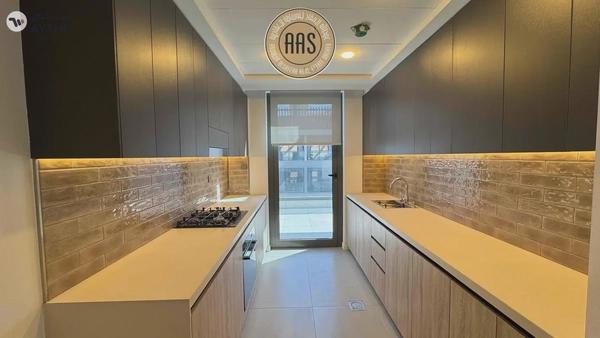 luxury 3bhk panthouse ready to move available close to sheikh zayad road