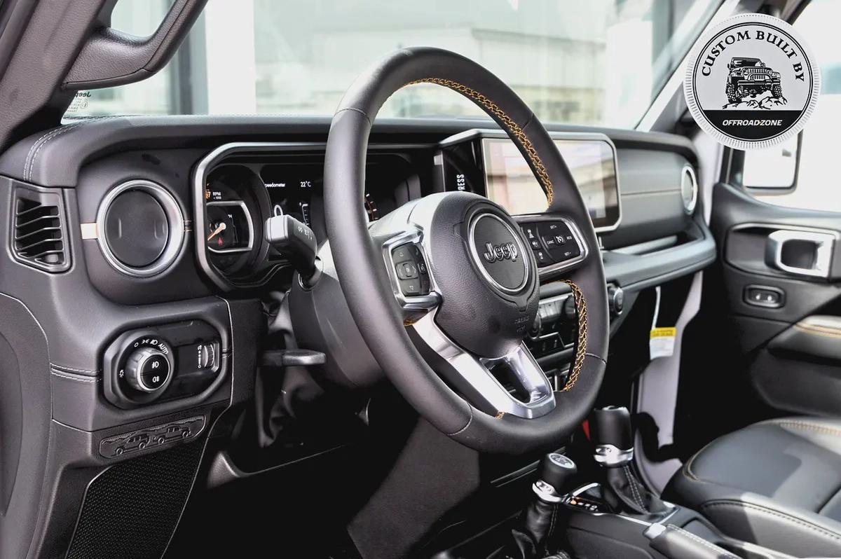 BRAND NEW | DEALER 5 YRS WTY 3 YRS SP | 2026 JEEP WRANGLER 4DR SAHARA WHITE (2.0L)-8-8