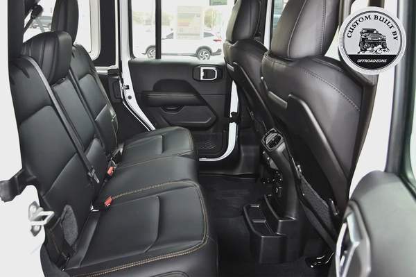 BRAND NEW | DEALER 5 YRS WTY 3 YRS SP | 2026 JEEP WRANGLER 4DR SAHARA WHITE (2.0L)