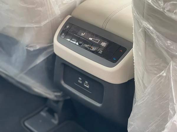 2025 Nissan Pathfinder S - GCC Specs - Brand New