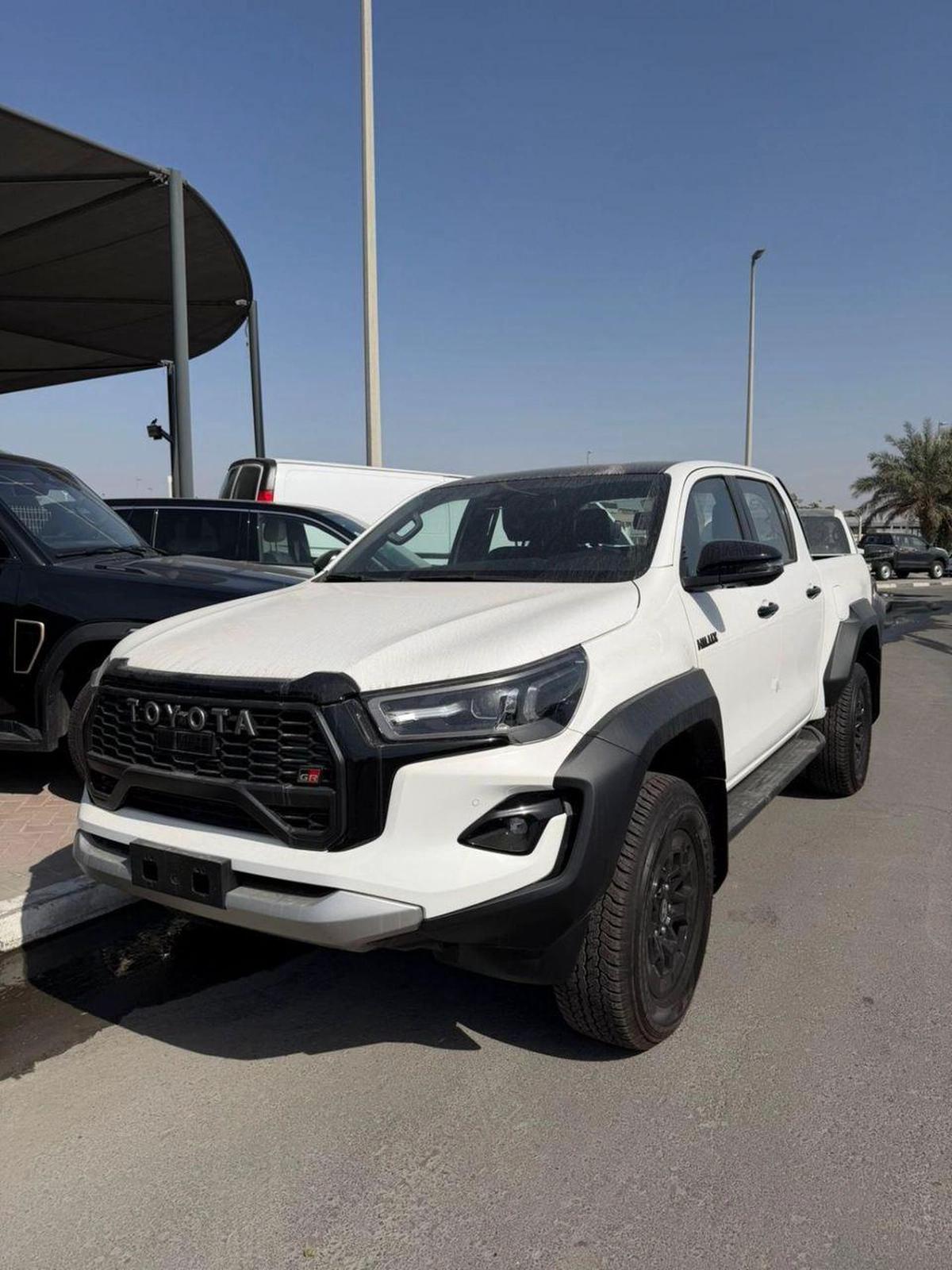 New Toyota Hilux 2025-0-0