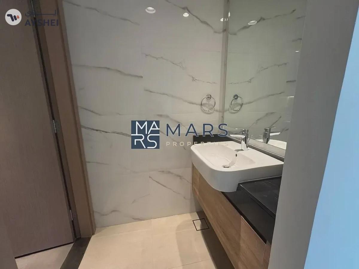 Luxury| Spacious| 3 Bedroom End Unit| With Maid Room| Best Price| Closer to Airport-0-landscape