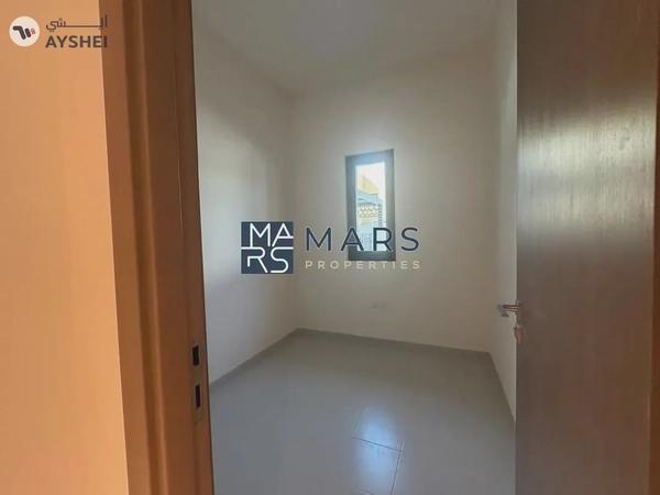 Luxury| Spacious| 3 Bedroom End Unit| With Maid Room| Best Price| Closer to Airport