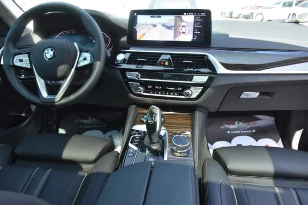 520i RWD 2023 | WHITE