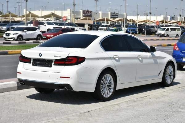 520i RWD 2023 | WHITE