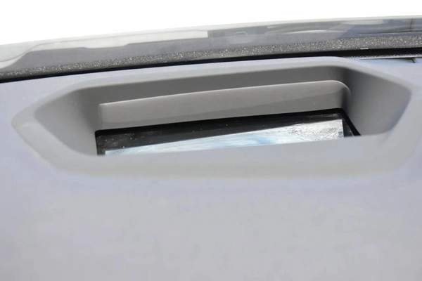 520i RWD 2023 | WHITE