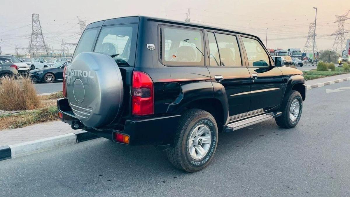 Nissan Patrol Safari Safari 4.8L A/T-2-2