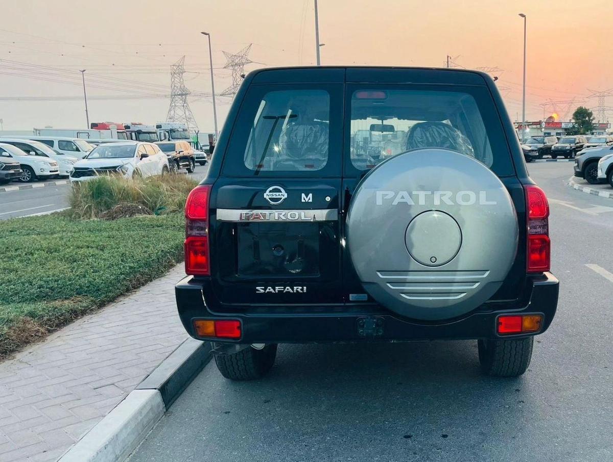 Nissan Patrol Safari Safari 4.8L A/T-11-11