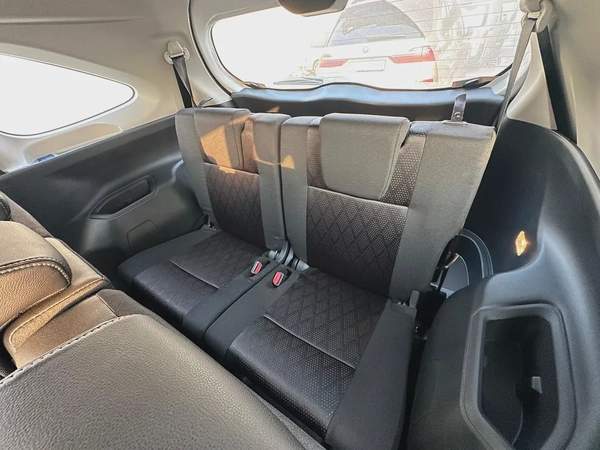 2025 Toyota Veloz GX - GCC Specs - Brand New