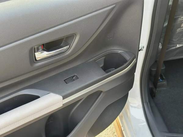 2025 Toyota Veloz GX - GCC Specs - Brand New